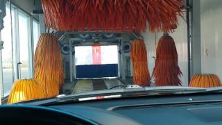 Review of the PetroCanada Glide Car Wash in Burlington Ontario [upl. by Mateo]