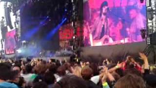 Kasabian  Youve Got The Love  Heaton Park 040609 [upl. by Annoed]