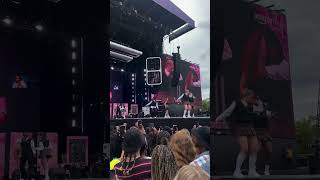 Uncle Waffles dancers performing “Mnike” during her set at Wireless Festival 2024 in London [upl. by Elrem170]