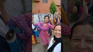 Pankh Hote To Ud Aatibeautiful Hindisongयोगा करने के बाद सहेलियों मस्ती 💃💃😂🤩Shorts viralvideo [upl. by Morrissey62]